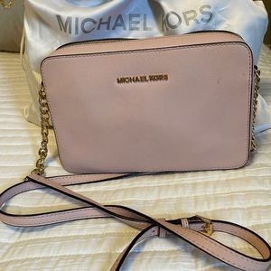Michael Kors Jet Set East West Crossbody